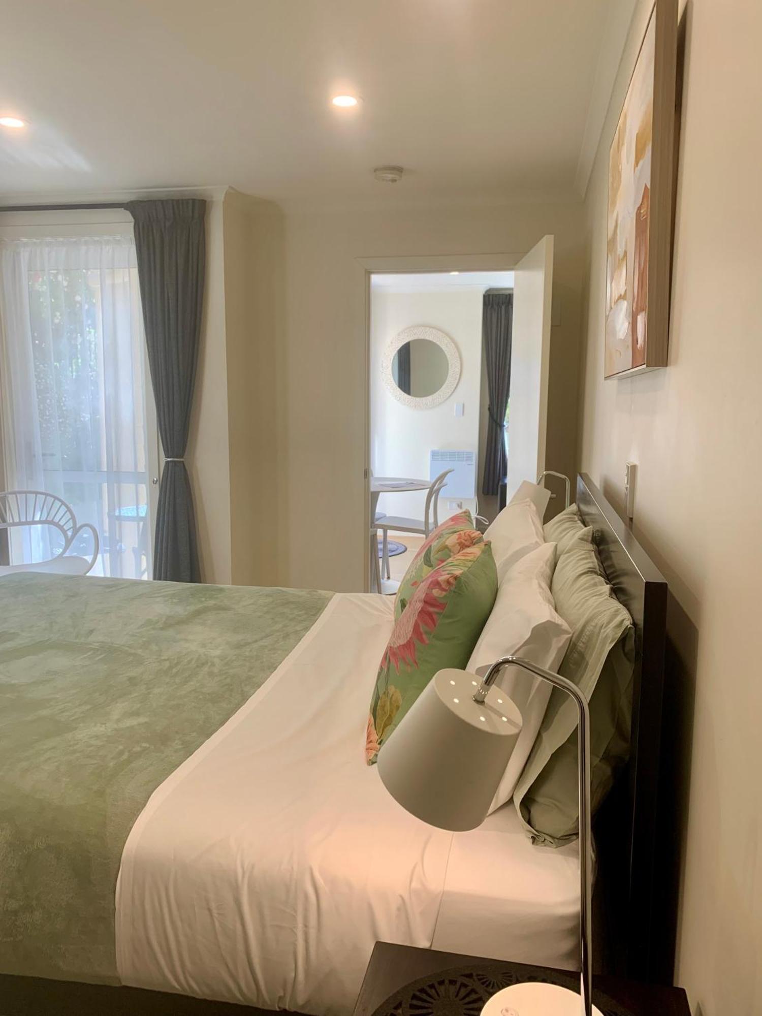 March Apartments ديوندين المظهر الخارجي الصورة