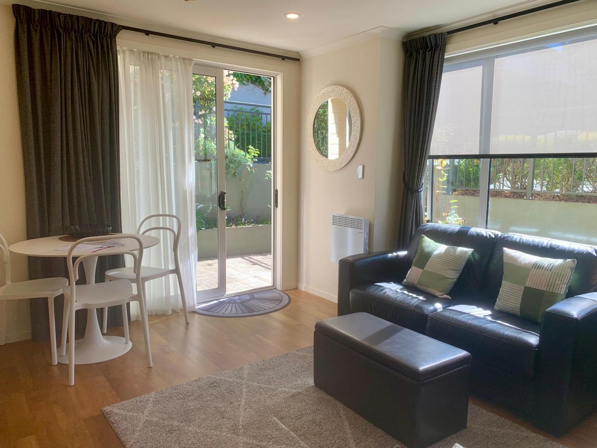 March Apartments ديوندين المظهر الخارجي الصورة
